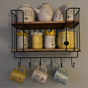 Rae Dun Queen Bee set with shelf…